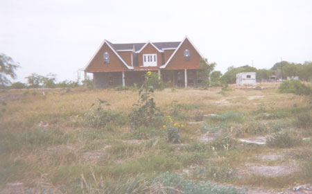 I can�t remember exactly where I found this house, but I think that it was on Mile 14 or 14 1/2-N, between FM-88 and M 4-W.